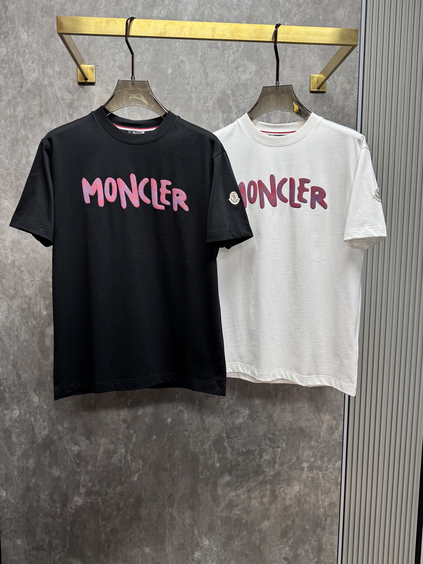 高品質♪♪♪ 2026 モンクレール 新作 半袖Tシャツ コピー 2色