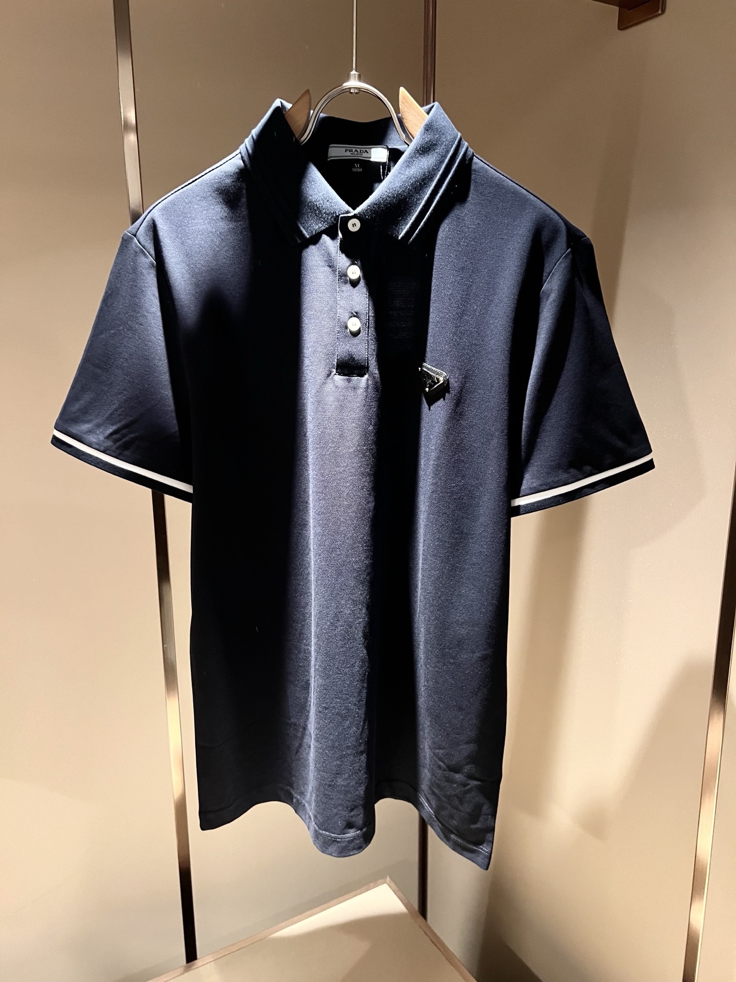 希少♪限定 2026 プラダ 新作 半袖Tシャツ コピー