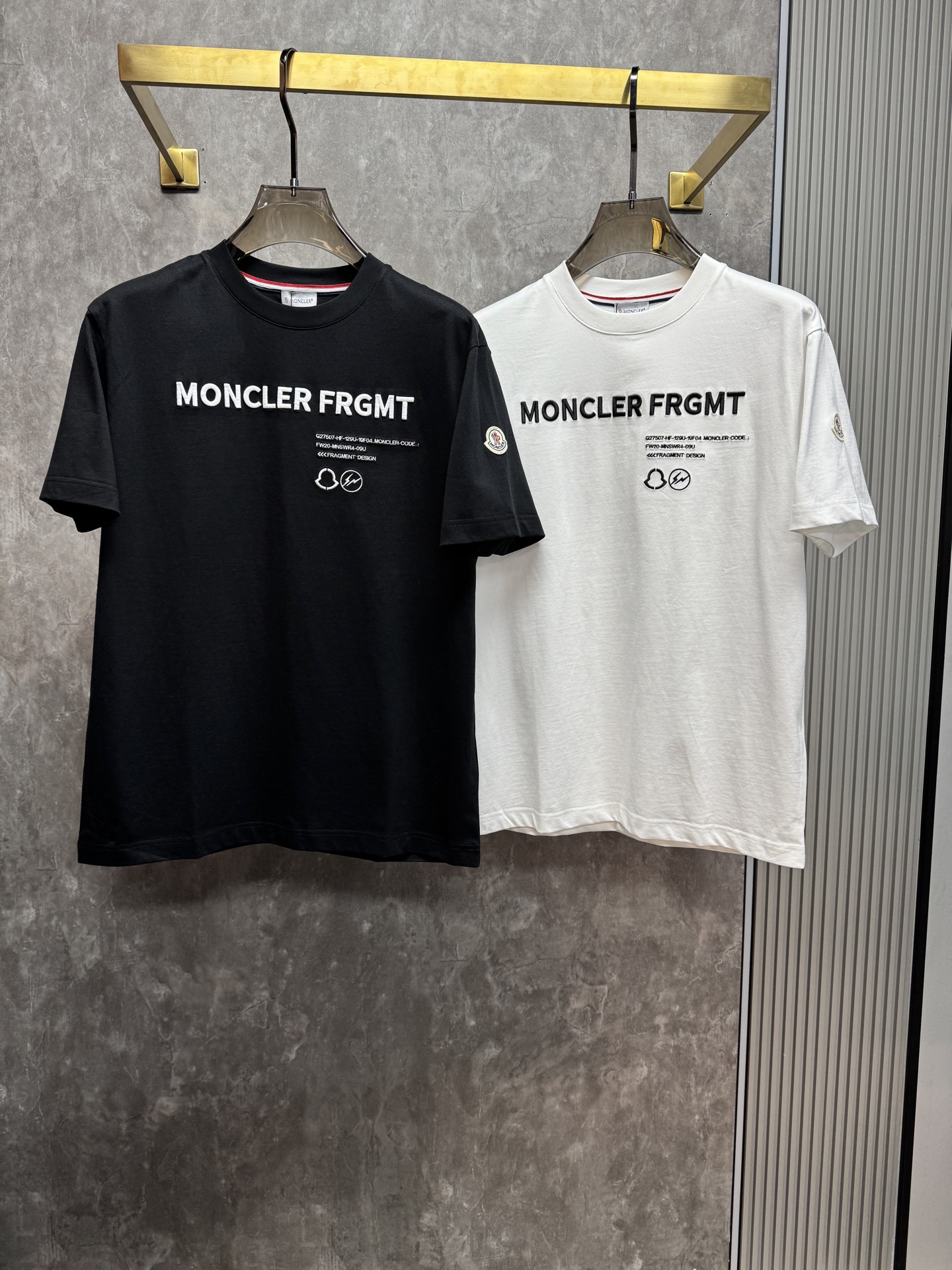 人気No1★ 2026 モンクレール 新作 半袖Tシャツ 偽物 2色