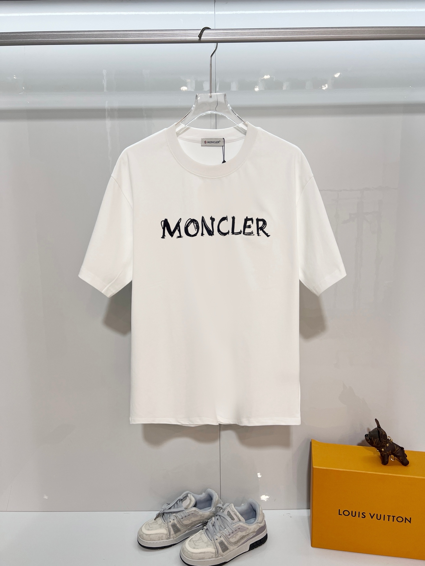 使い勝手良し 2026 モンクレール 新作 半袖Tシャツ スーパーコピー