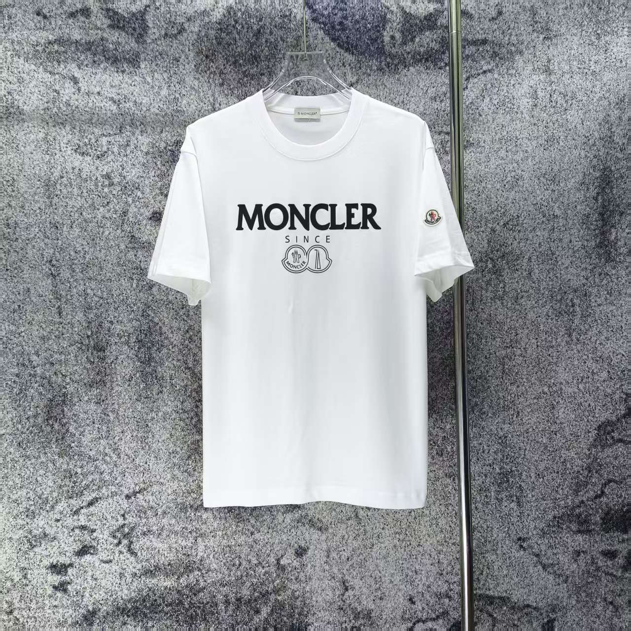 ☆超人気☆ 2026 モンクレール 新作 半袖Tシャツ 偽物
