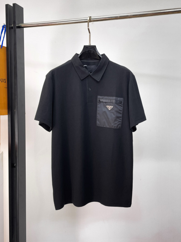 お洒落 2026 プラダ 新作 半袖Tシャツ コピー