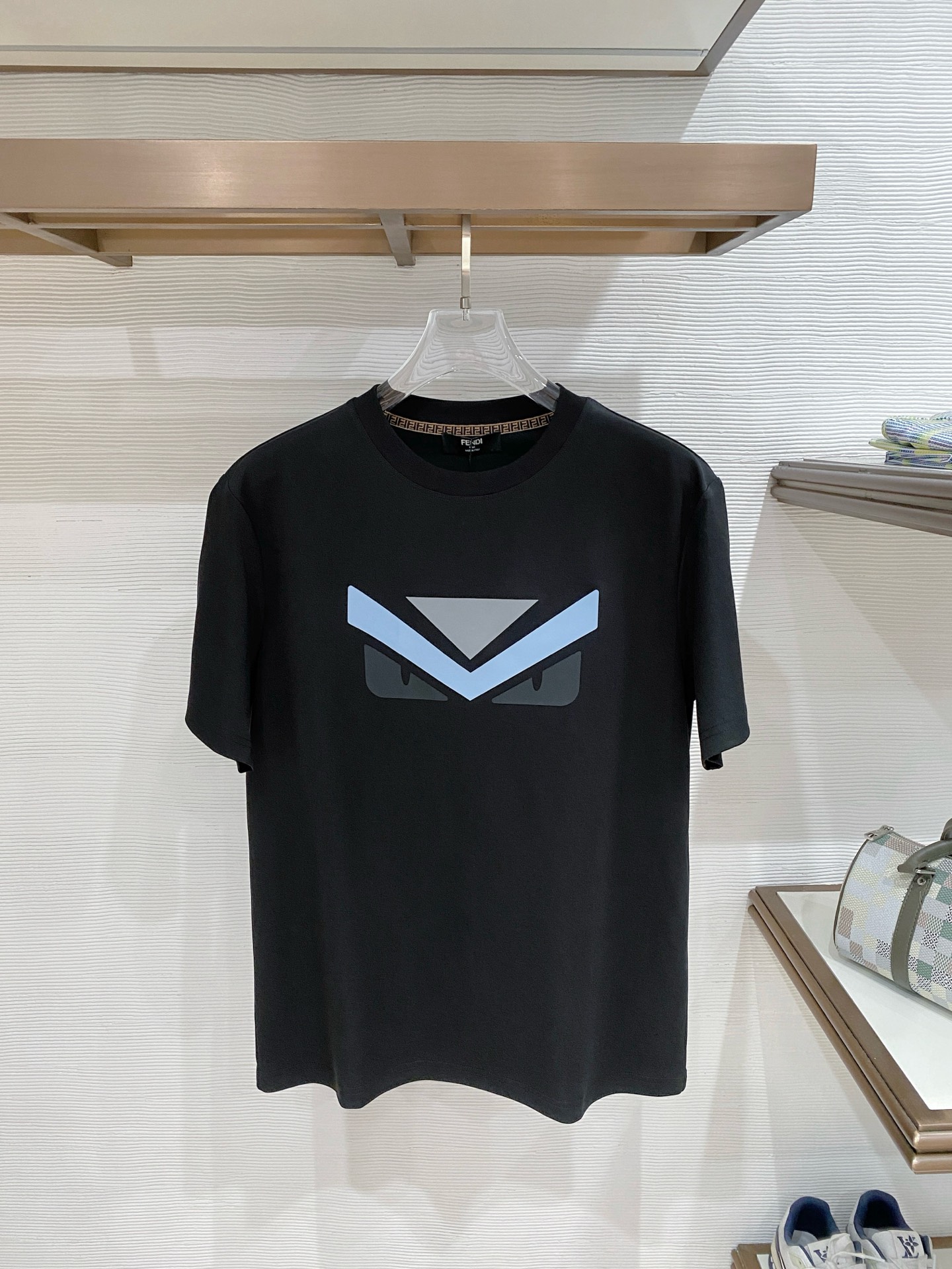 おすすめ 2026 フェンディ 新作 半袖Tシャツ コピー