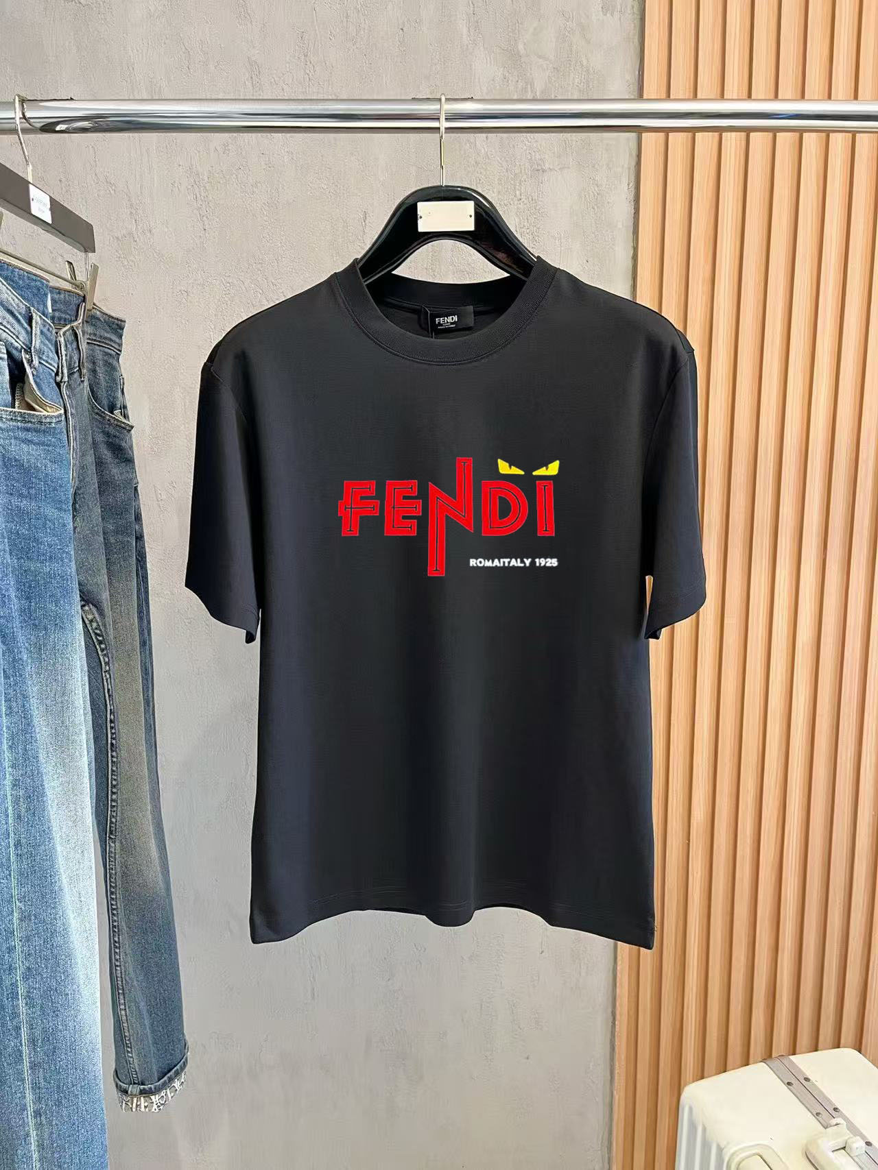 ☆超人気☆ 2026 フェンディ 新作 半袖Tシャツ コピー