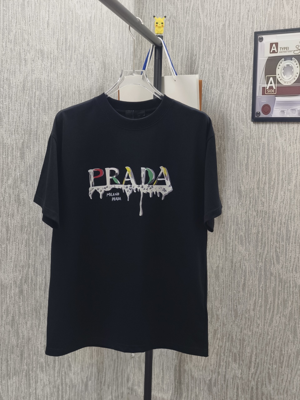 定番人気！2026 プラダ 新作 半袖Tシャツ スーパーコピー