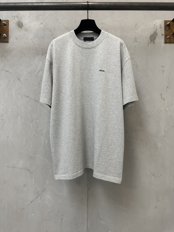 売上総額１位！2026 プラダ 新作 半袖Tシャツ コピー