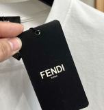 すぐ届く 2026 フェンディ 新作 半袖Tシャツ 偽物