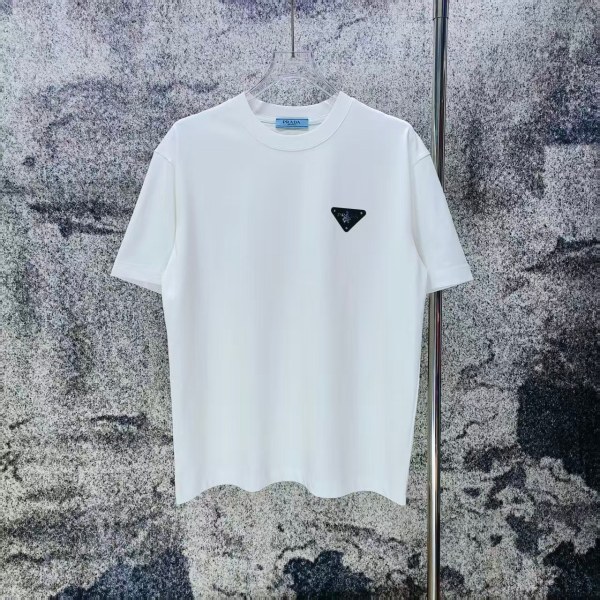 即発送！2026 プラダ 新作 半袖Tシャツ コピー