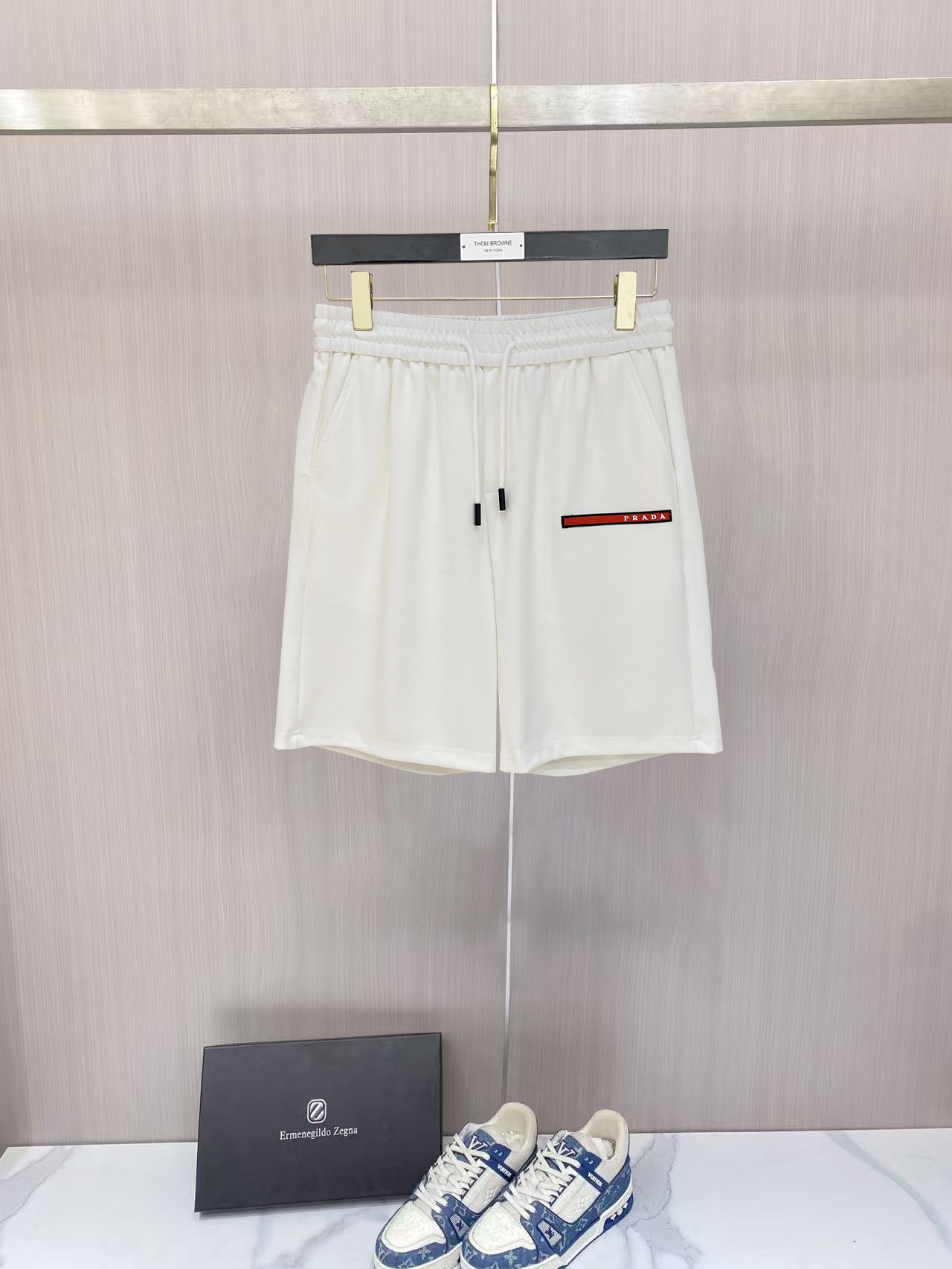 【大特価】2026 プラダ 新作 ショートパンツ スーパーコピー
