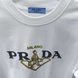 争奪戦 2026 プラダ 新作 半袖Tシャツ スーパーコピー