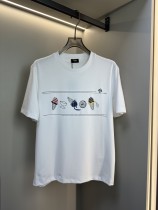 絶対欲しい！ 2026 フェンディ 新作 半袖Tシャツ コピー