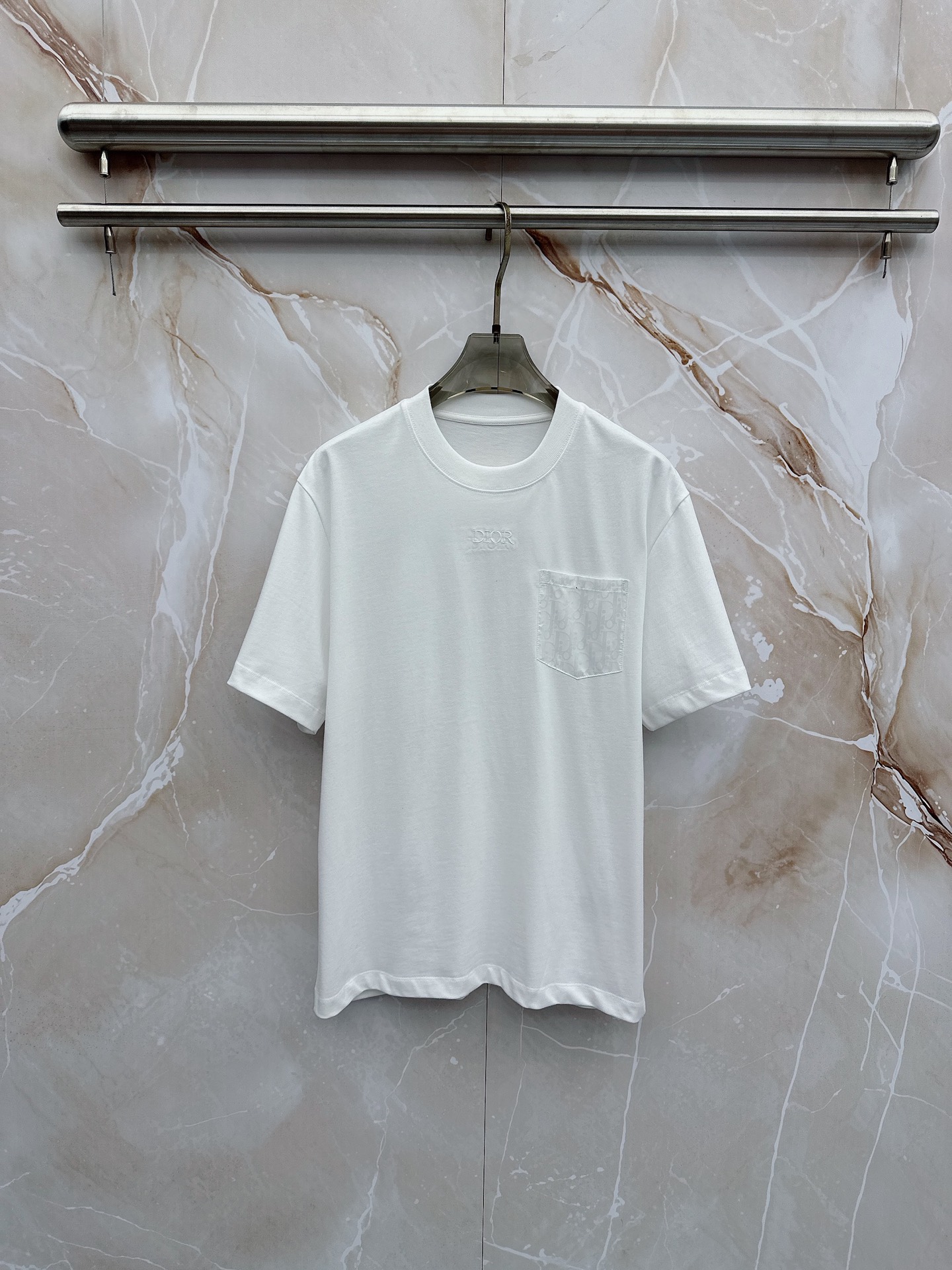 完売前に！2026 ディオール 新作 半袖Tシャツ コピー