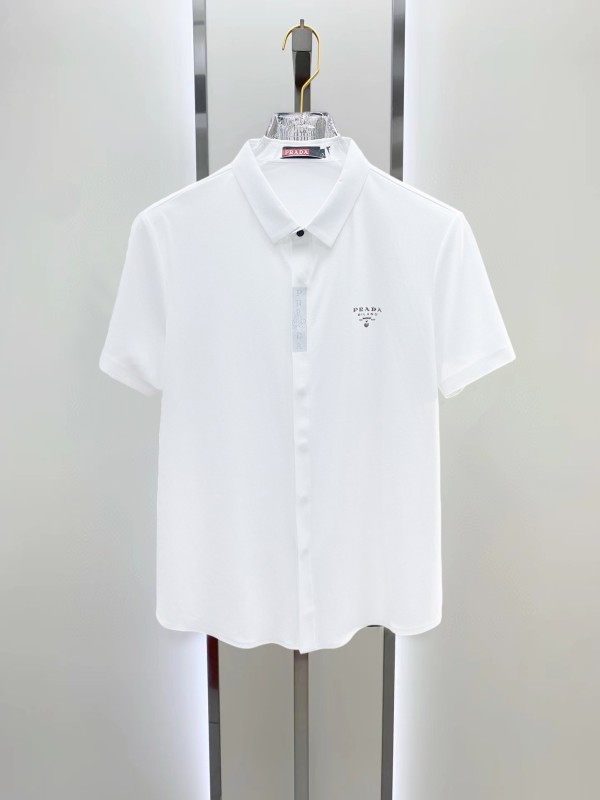 希少♪限定 2026 プラダ 新作 半袖Tシャツ 偽物