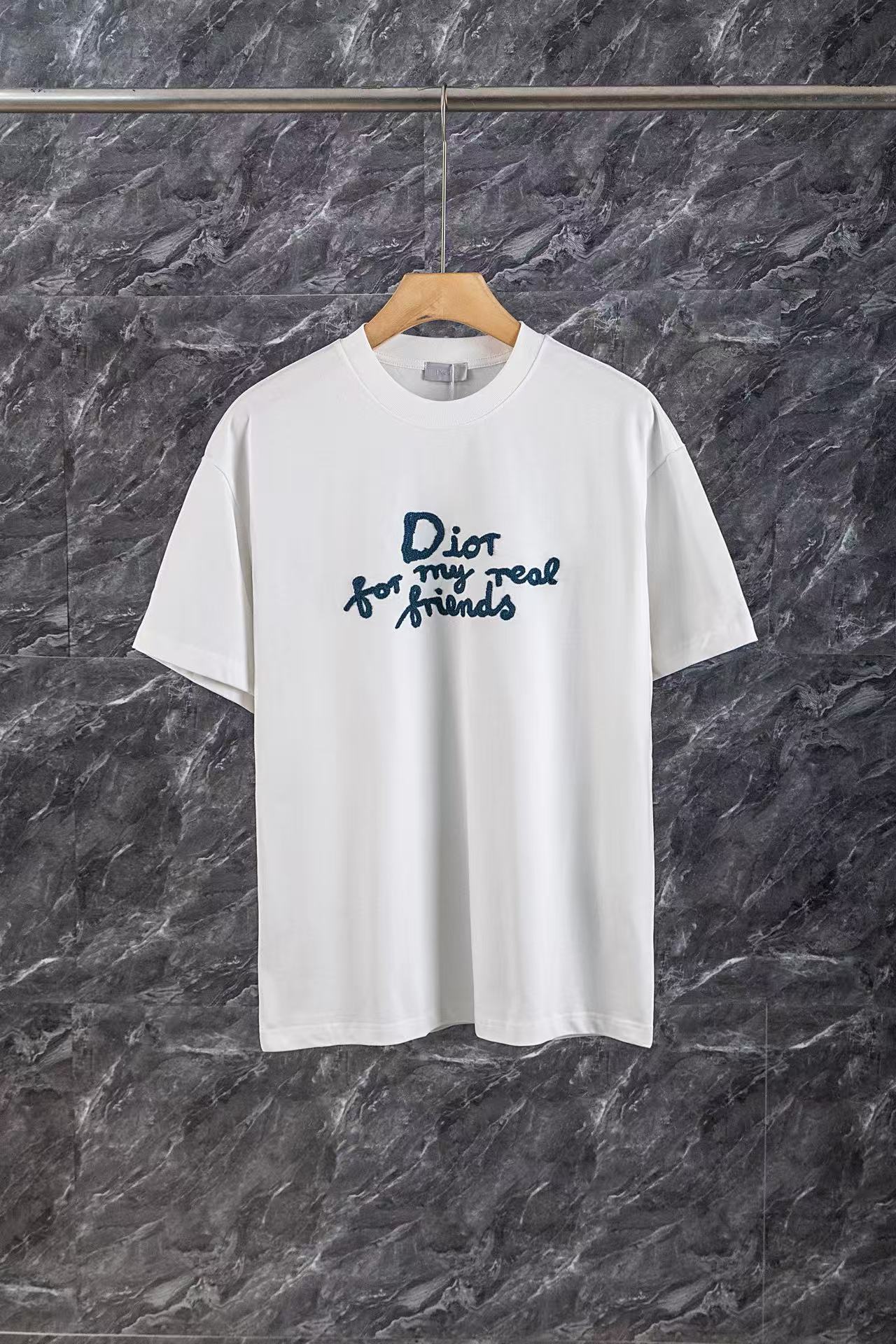 超希少！2026 ディオール 新作 半袖Tシャツ 偽物