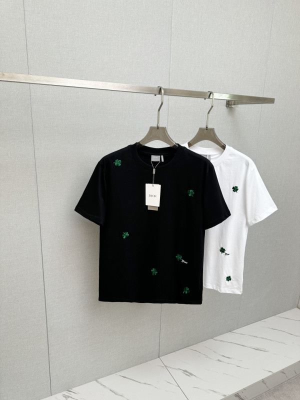 完売必至 ★ 2026 ディオール 新作 半袖Tシャツ 偽物