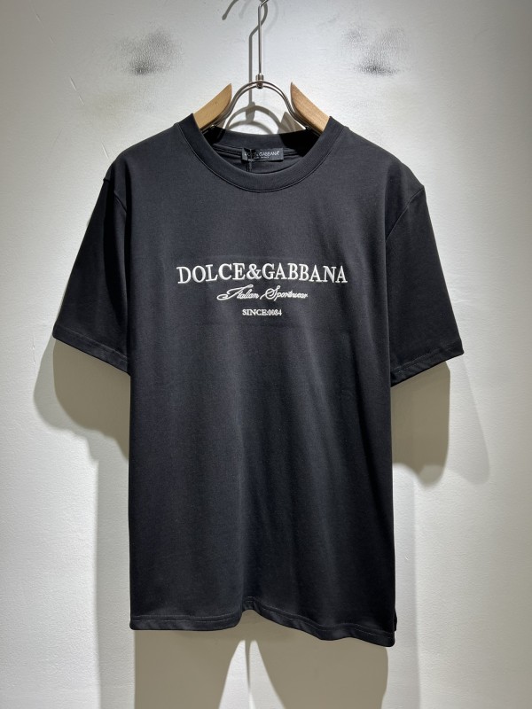 絶対欲しい！ 2026 ドルチェ&ガッバーナ 新作 半袖Tシャツ コピー