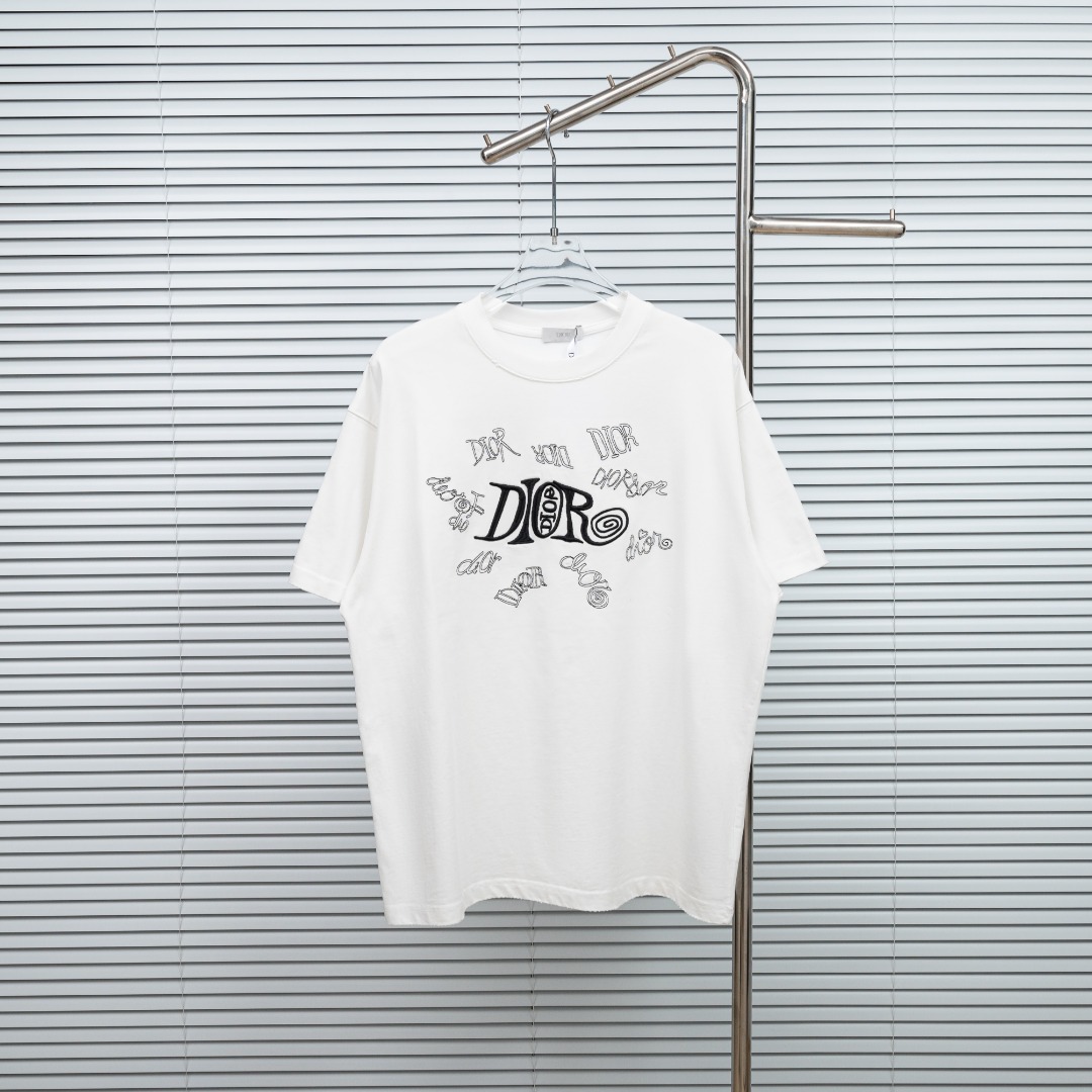 最安値挑戦 2026 ディオール 新作 半袖Tシャツ スーパーコピー
