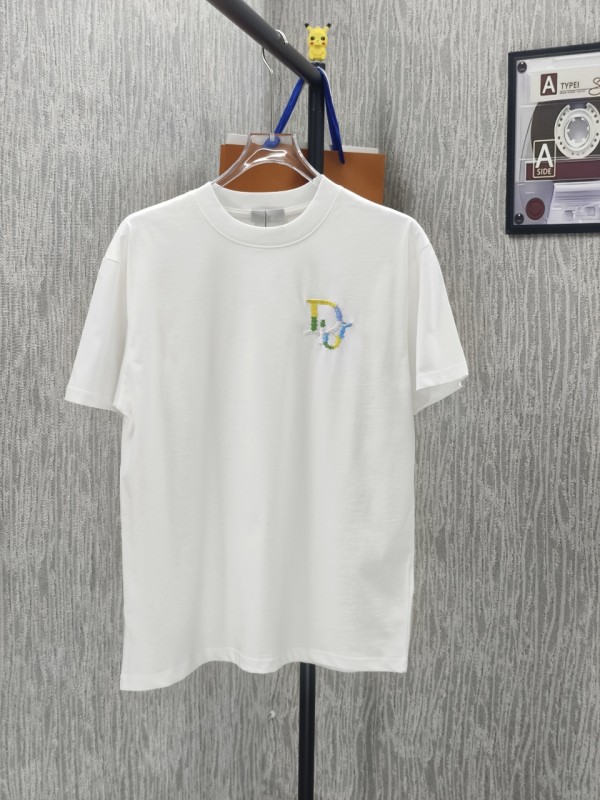 超希少！2026 ディオール 新作 半袖Tシャツ コピー