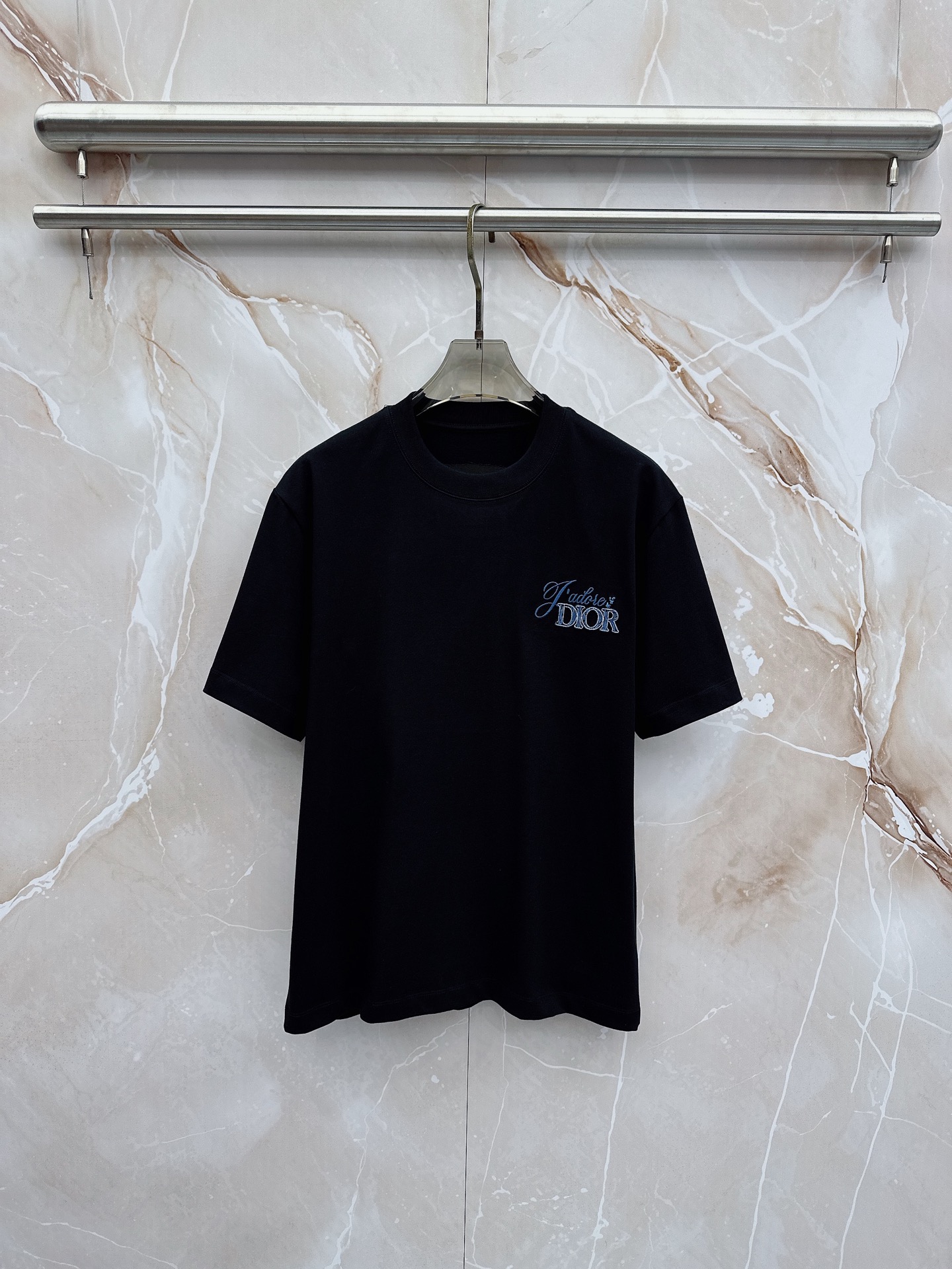 定番人気！2026 ディオール 新作 半袖Tシャツ コピー