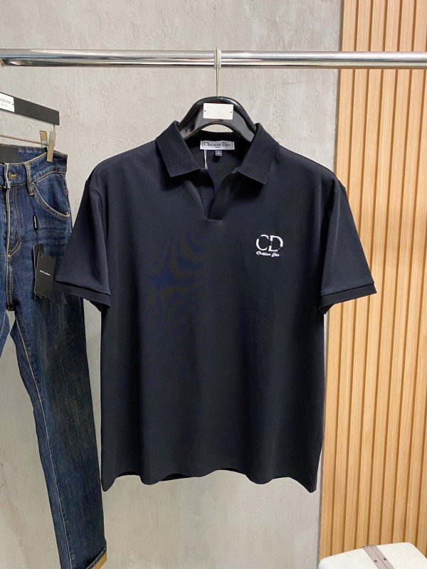 希少♪限定 2026 ディオール 新作 半袖Tシャツ コピー