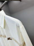 送料込 2026 バーバリー 新作 半袖Tシャツ 偽物