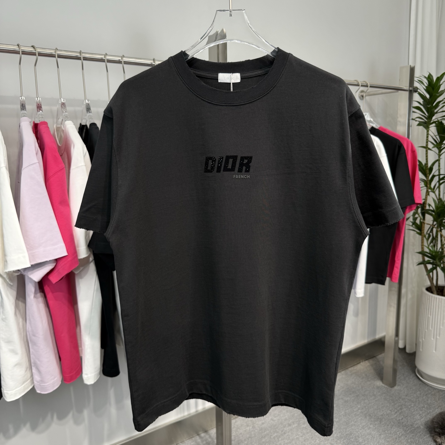 すぐ届く 2026 ディオール 新作 半袖Tシャツ スーパーコピー