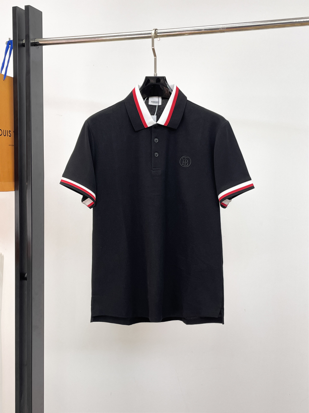 完売必至 2026 バーバリー 新作 半袖Tシャツ コピー