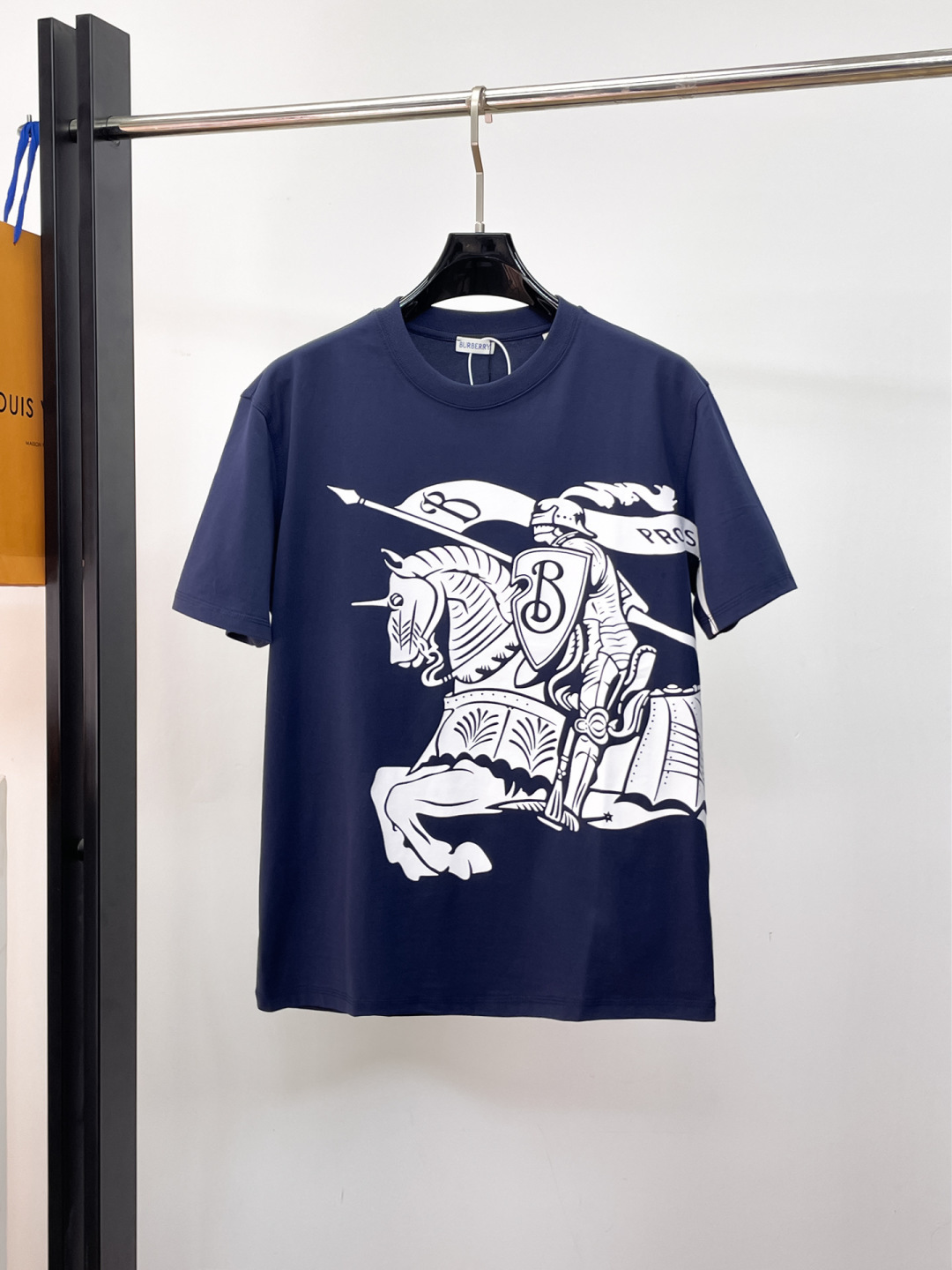 【限定カラー】2026 バーバリー 新作 半袖Tシャツ スーパーコピー