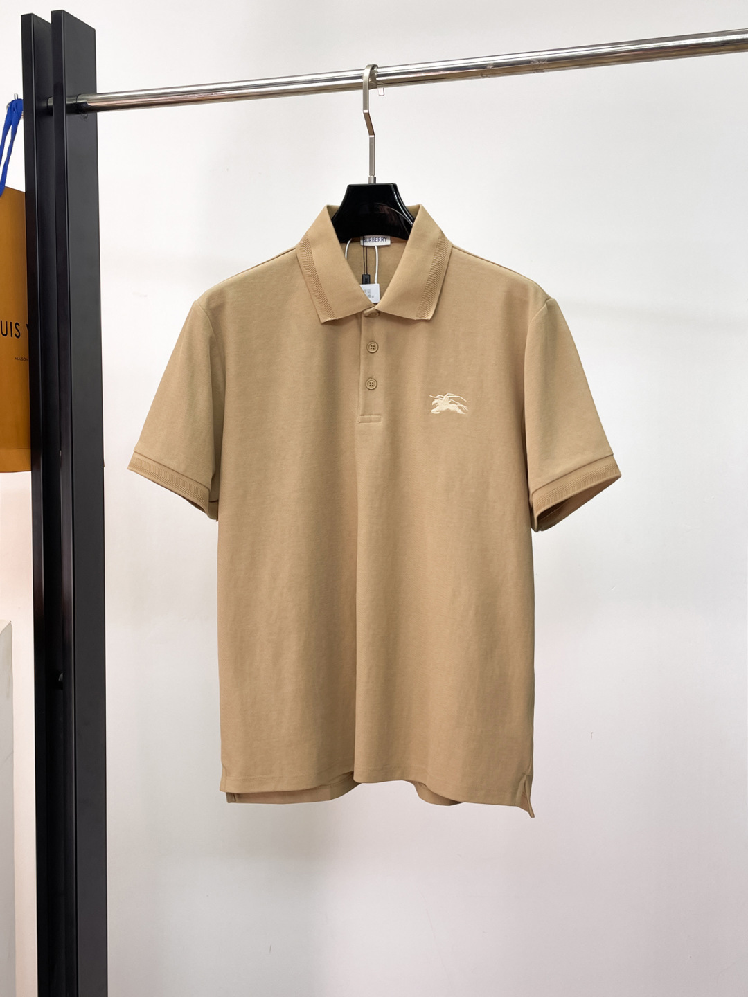 売上総額１位！2026 バーバリー 新作 半袖Tシャツ コピー