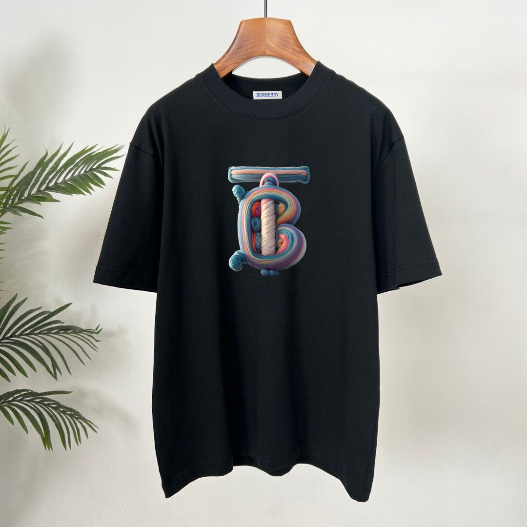 激安価格！2026 バーバリー 新作 半袖Tシャツ コピー