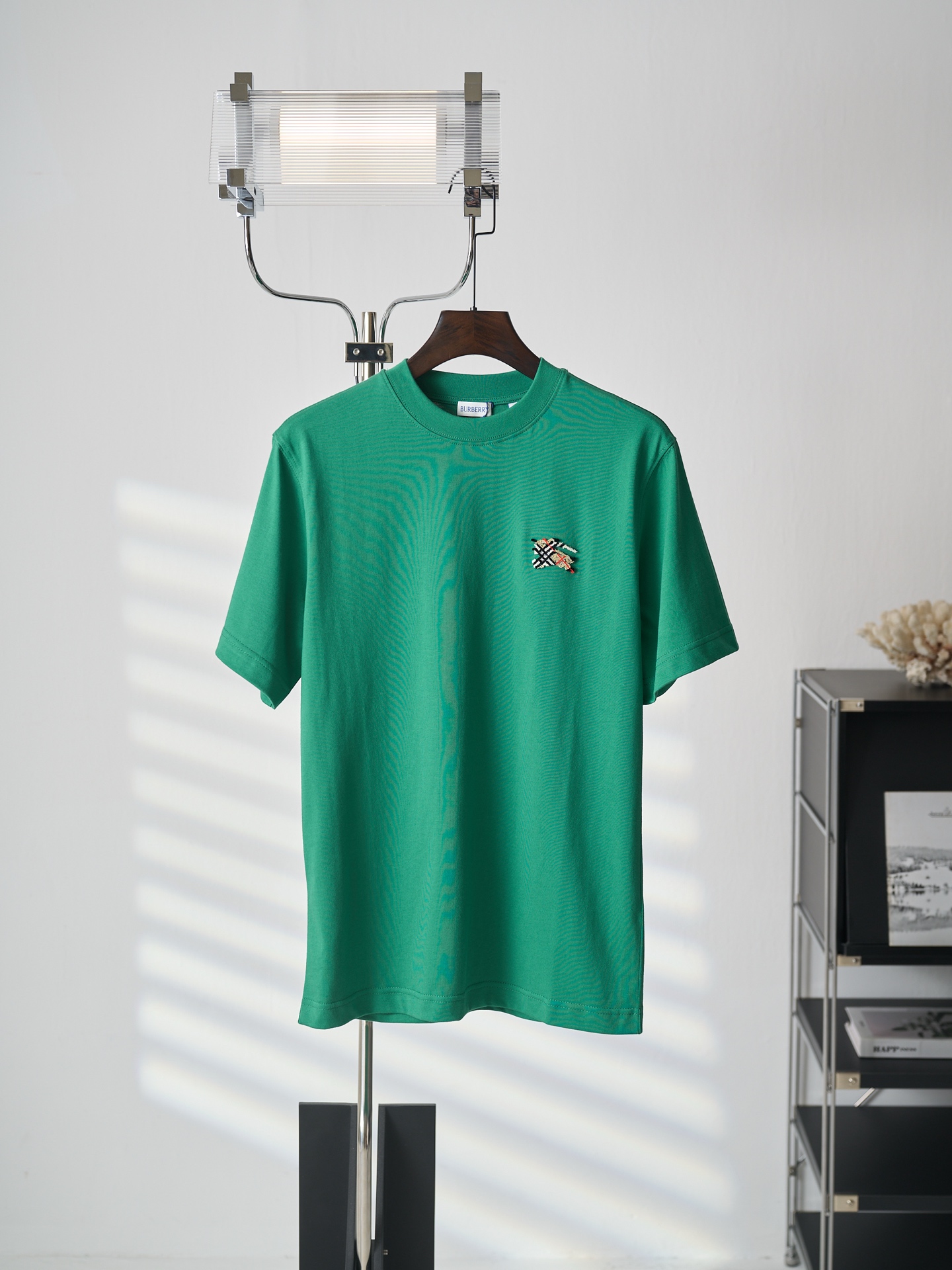 定番人気！2026 バーバリー 新作 半袖Tシャツ スーパーコピー