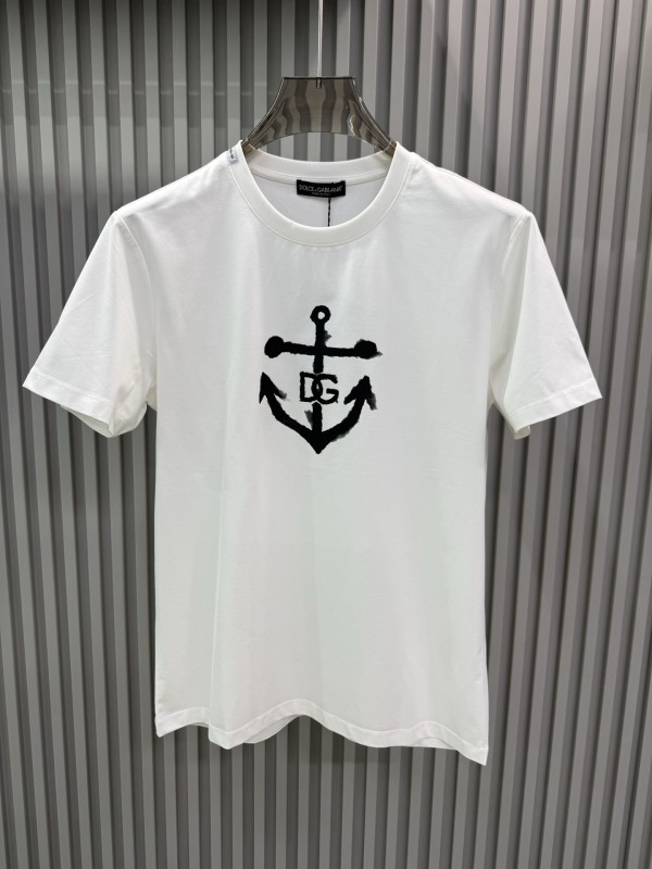 絶対欲しい！ 2026 ドルチェ&ガッバーナ 新作 半袖Tシャツ コピー
