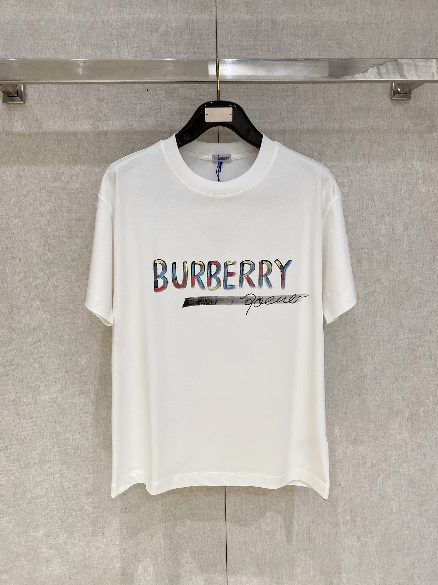 注目アイテム♡ 2026 バーバリー 新作 半袖Tシャツ コピー