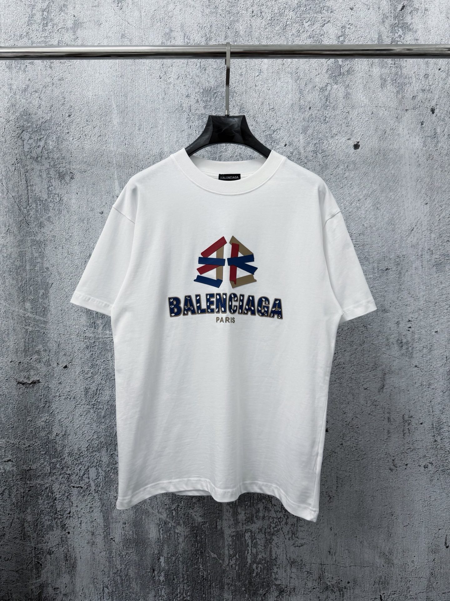 希少♪限定  2026 バレンシアガ 新作 半袖Tシャツ スーパーコピー