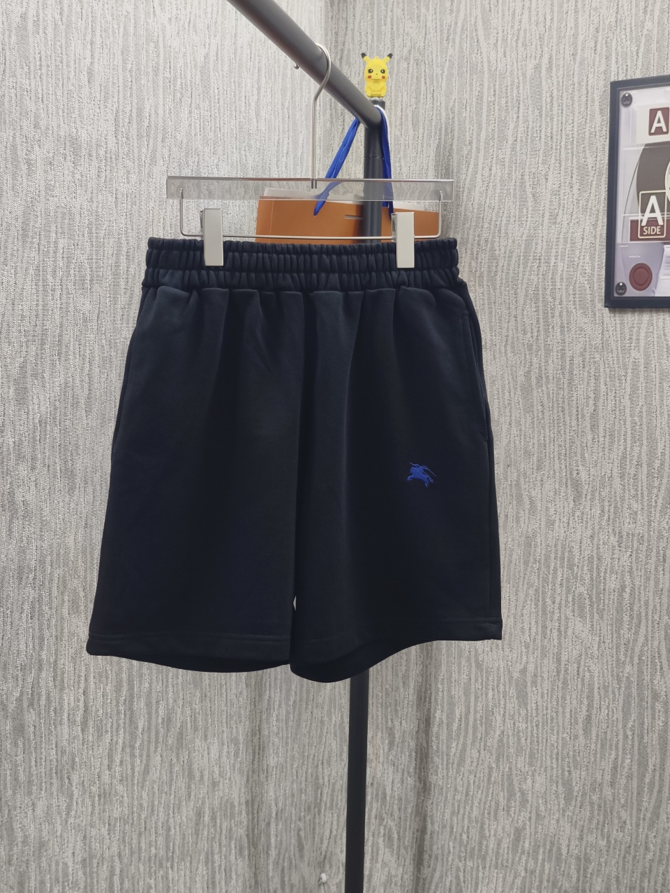 完売必至 2026 バーバリー 新作 ショートパンツ コピー