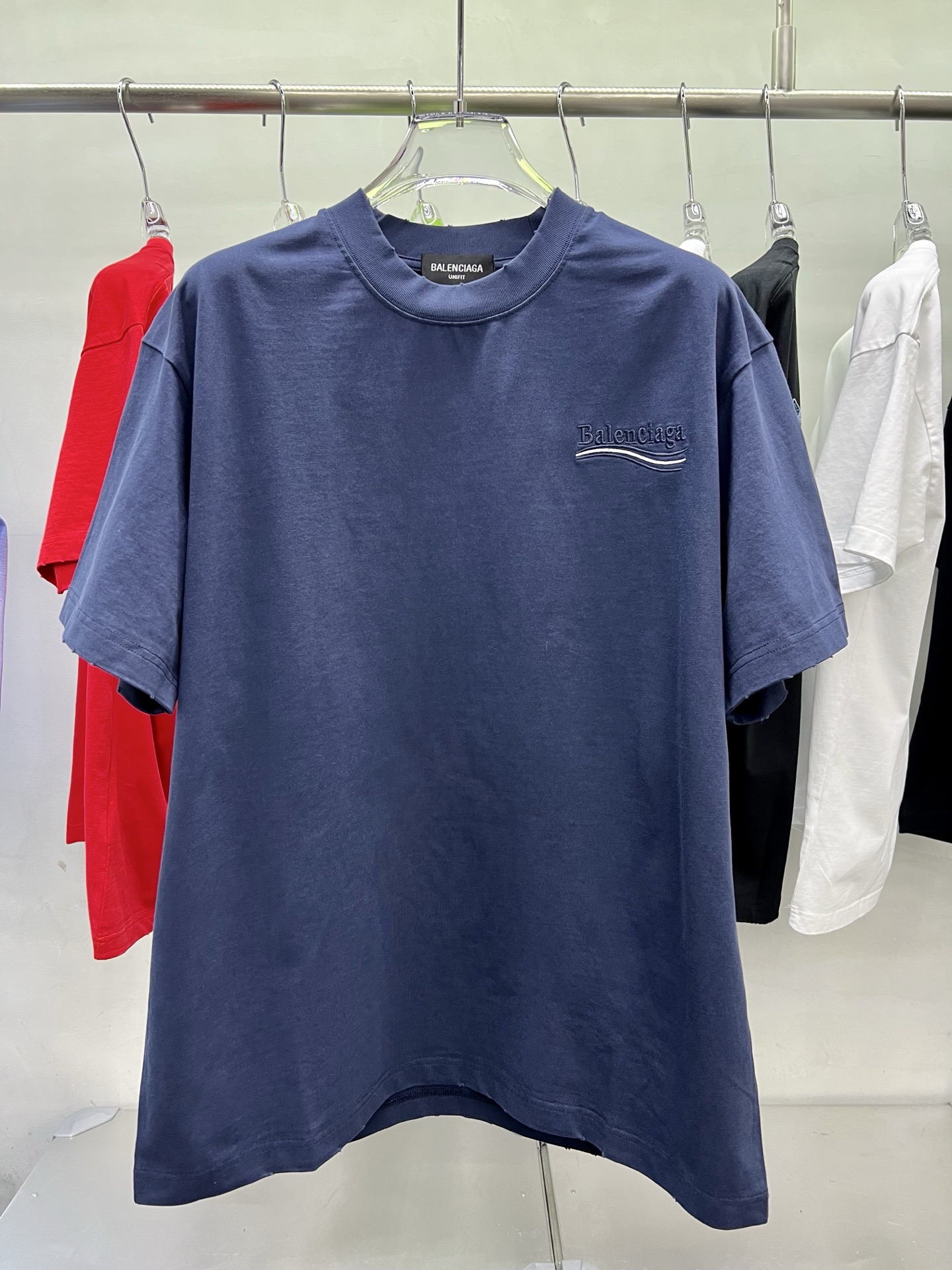 【即発】★ 2026 バレンシアガ 新作 半袖Tシャツ 偽物