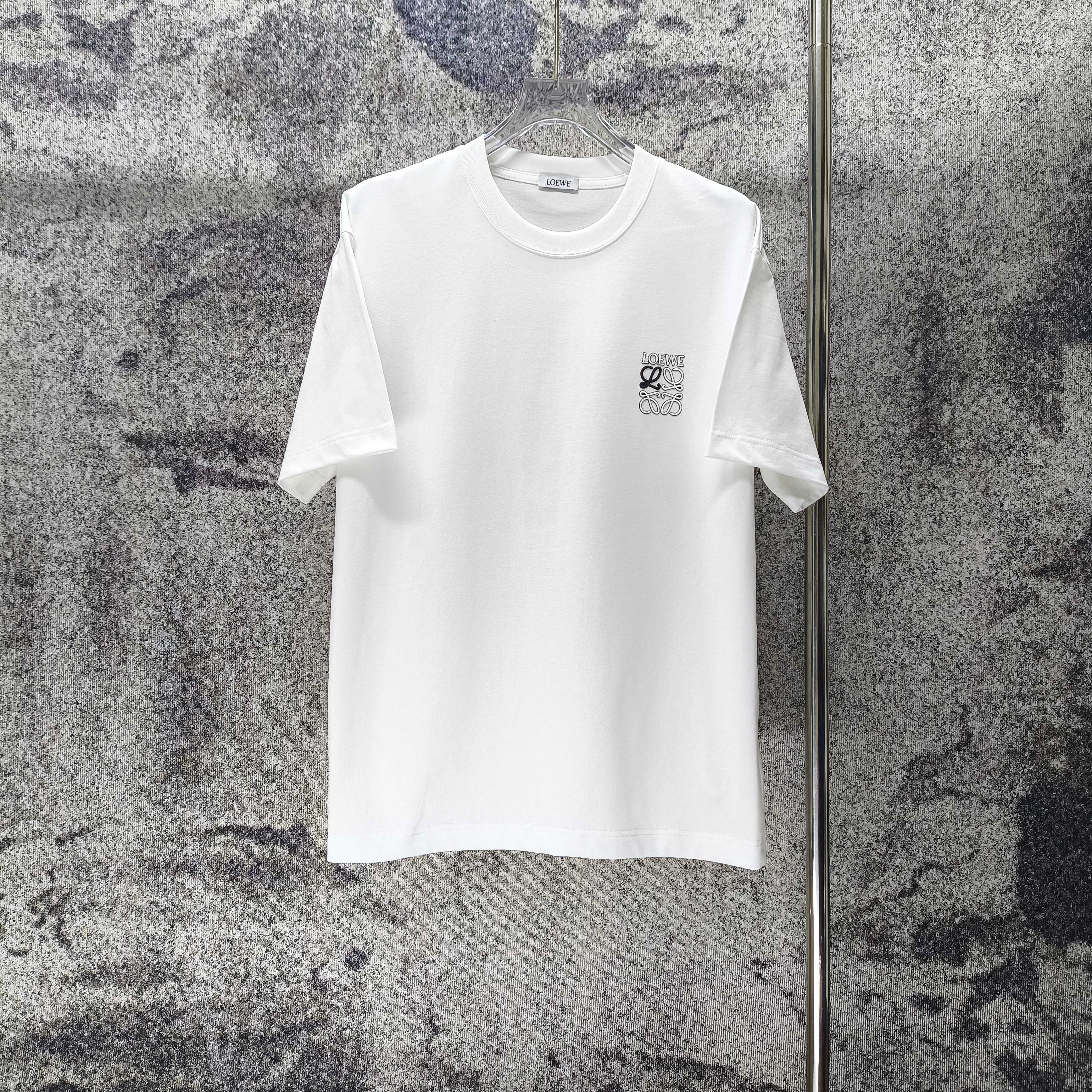 ☆超人気☆ 2026 ロエベ 新作 半袖Tシャツ コピー