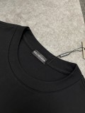 人気急上昇新作  2026 バレンシアガ 新作 半袖Tシャツ 偽物