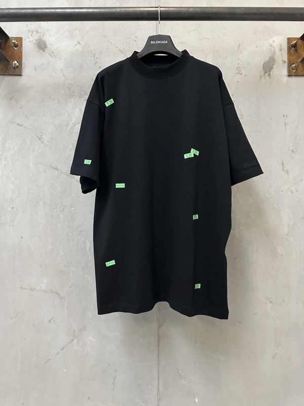すぐ届く 2026 バレンシアガ 新作 半袖Tシャツ 偽物