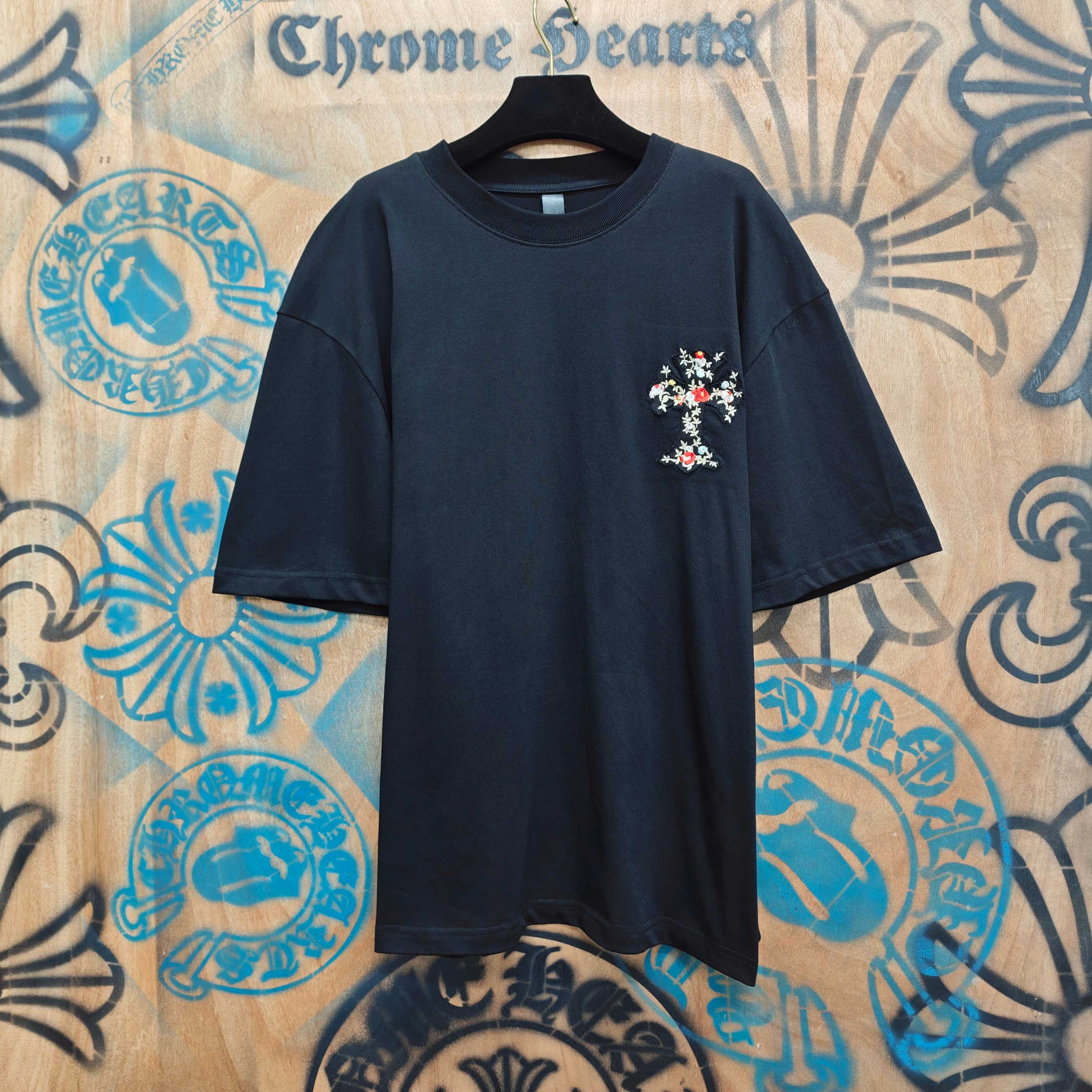 高品質 2026 クロムハーツ 新作 半袖Tシャツ 偽物