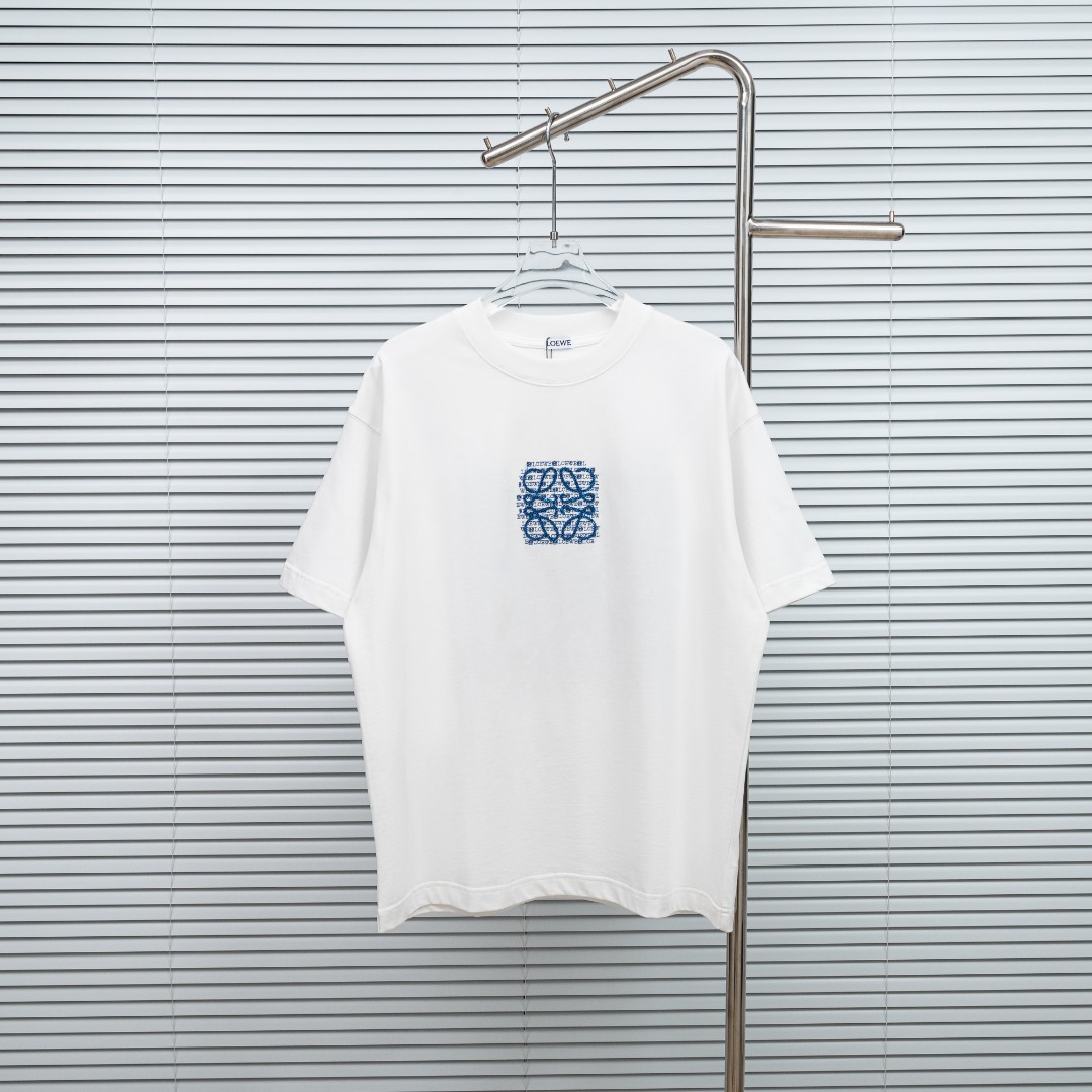 絶対欲しい！2026 ロエベ 新作 半袖Tシャツ スーパーコピー