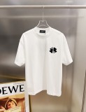 注目度抜群！ 2026 バレンシアガ 新作 半袖Tシャツ コピー