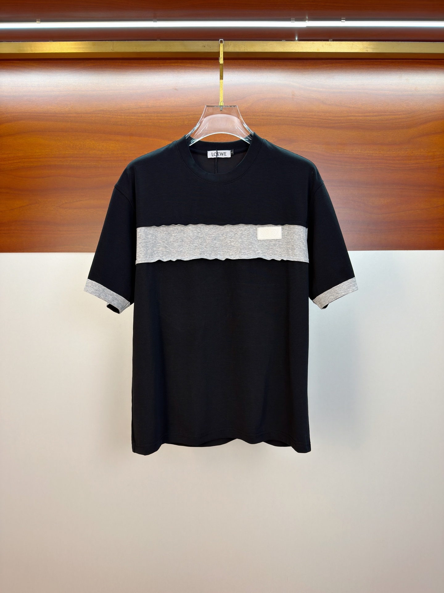 【限定カラー】2026 ロエベ 新作 半袖Tシャツ コピー