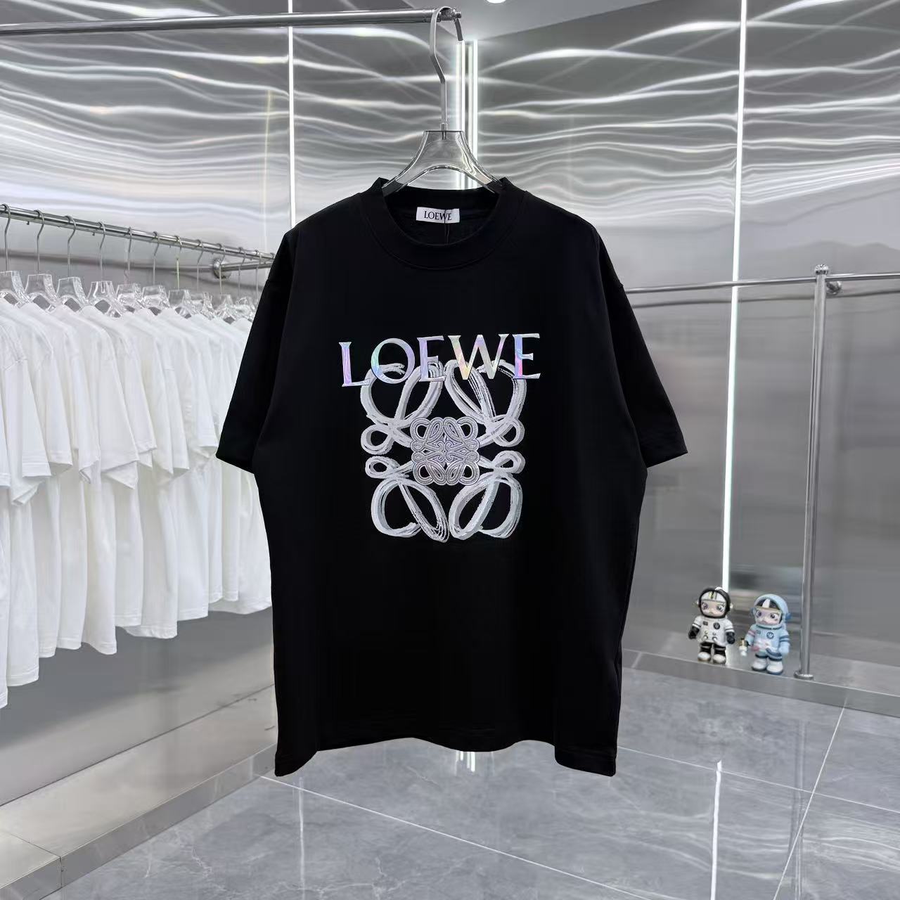 即発送！2026 ロエベ 新作 半袖Tシャツ スーパーコピー