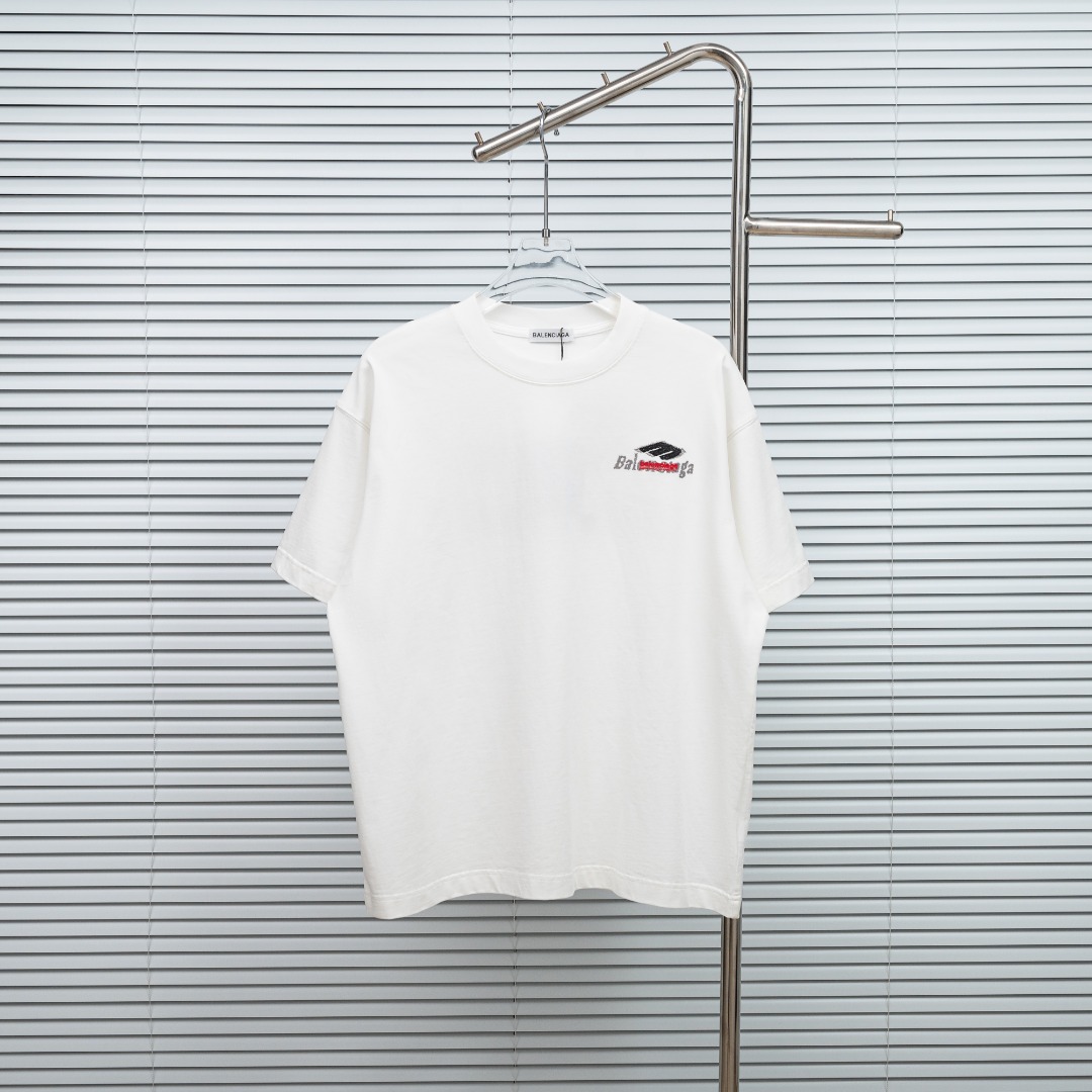 すぐ届く 2026 バレンシアガ 新作 半袖Tシャツ 偽物