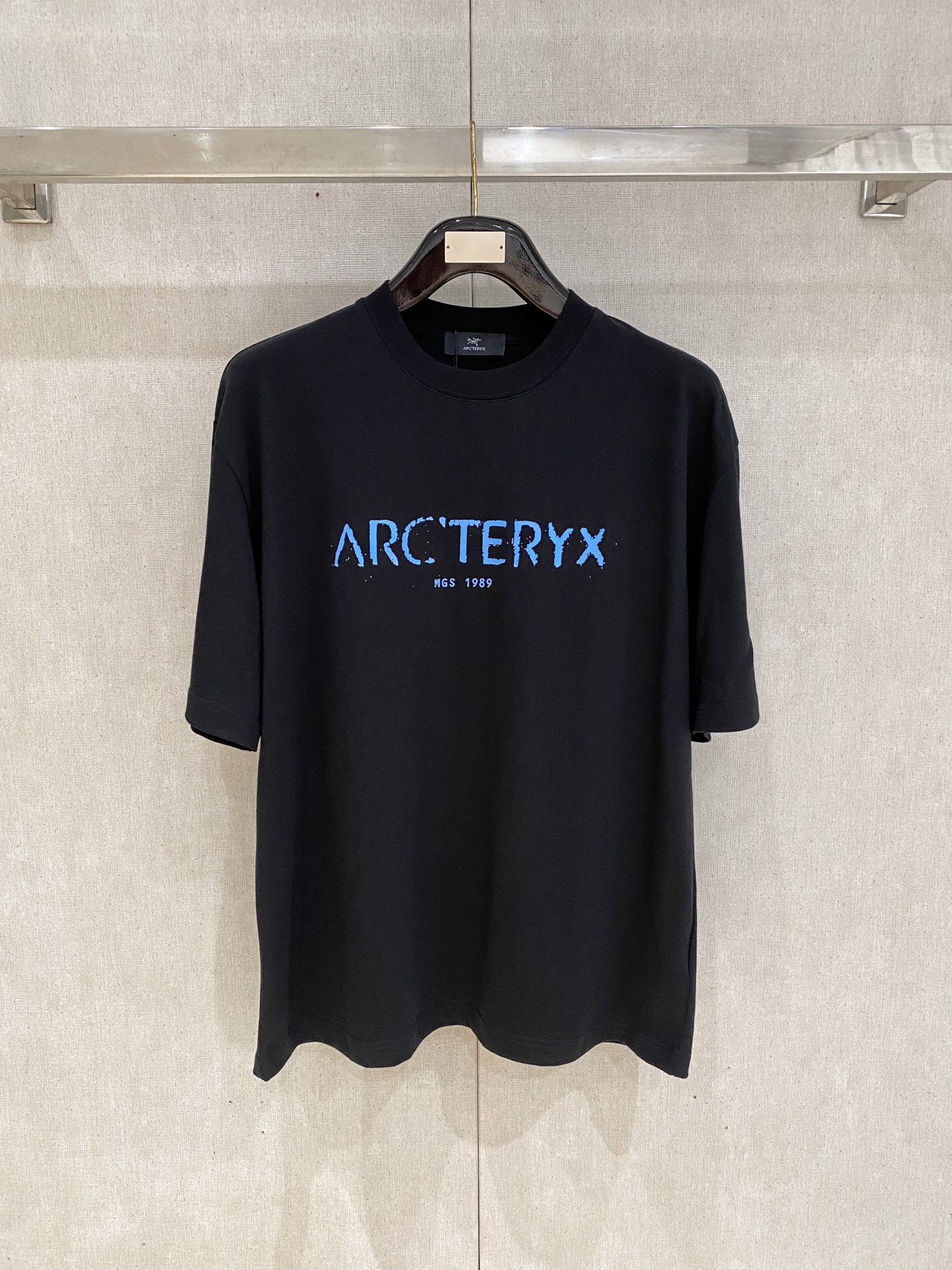 絶対欲しい！2026 アークテリクス 新作 半袖Tシャツ コピー