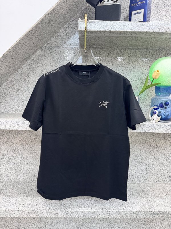 《人気★》2026 アークテリクス 新作 半袖Tシャツ スーパーコピー 2色