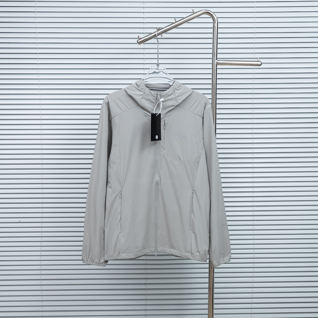 注目度抜群！2026 アークテリクス 新作 日焼け止め服 コピー