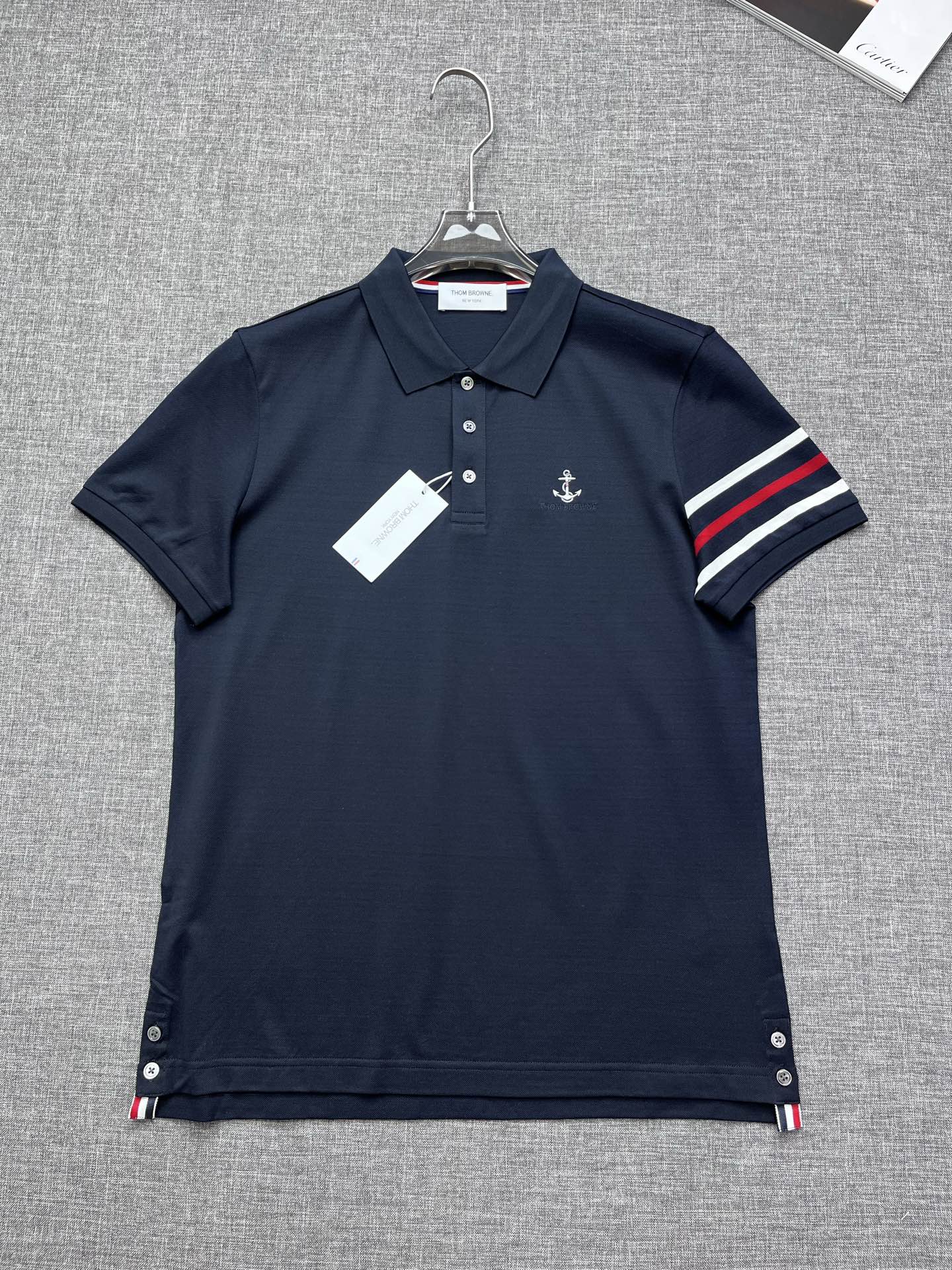 【大特価】 2026 トム·ブラウン 新作 半袖Tシャツ 偽物