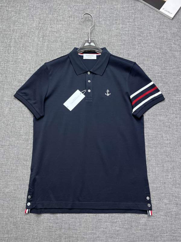 【大特価】 2026 トム·ブラウン 新作 半袖Tシャツ 偽物